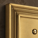 Estate Brushed Gold - close-up detail