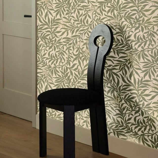 Hallway with willow leaf wallpaper