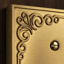 Palazzo Brushed Gold - close-up detail