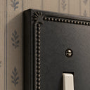 Pearl Black - close-up detail